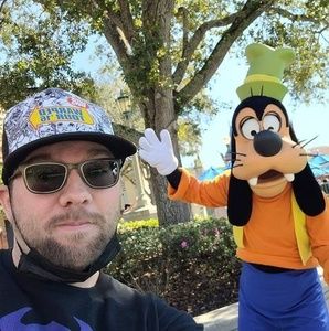 Meet your Posher, Greg